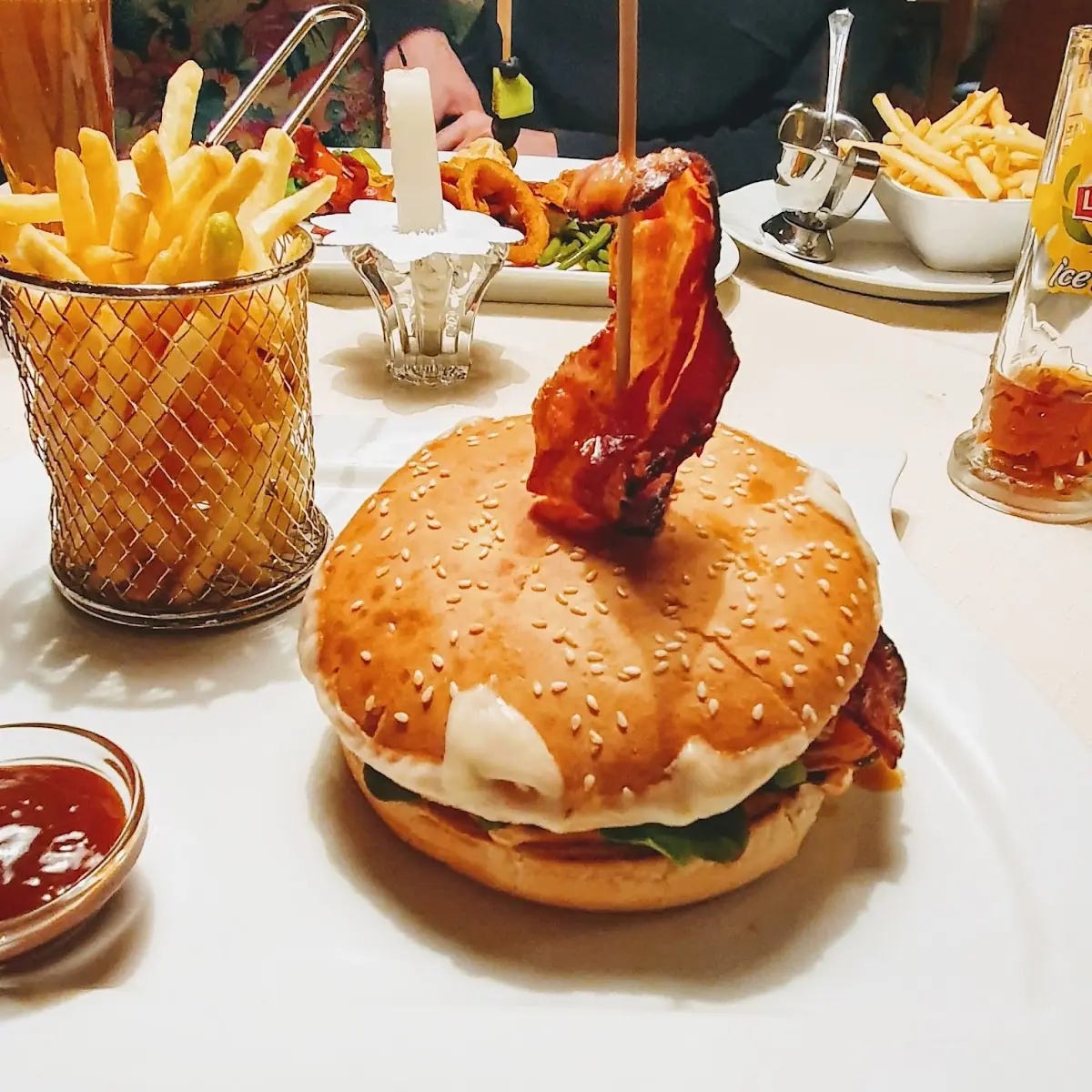 Alpenfrieden Burger