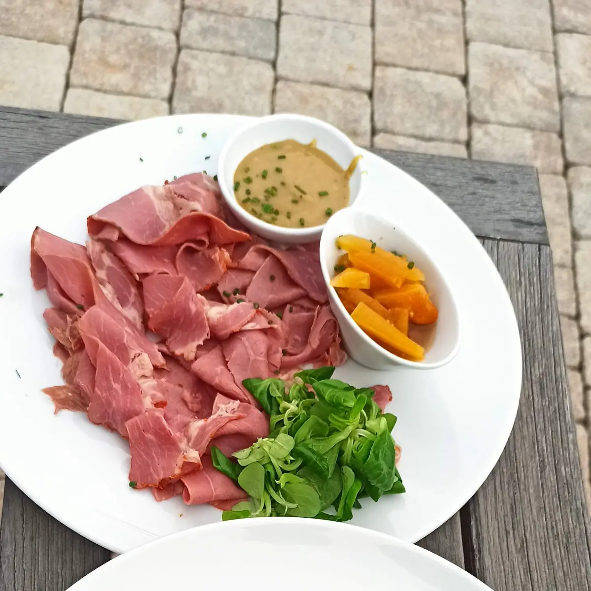 Ziegenkäse Rote Rübe Mit Himbeerdressig