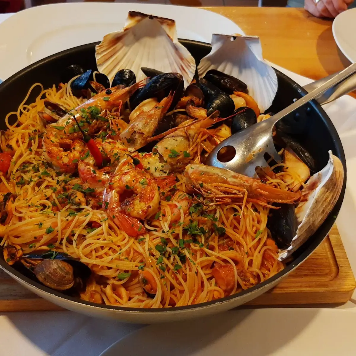 Spaghetti Frutti Di Mare Alla Michaele
