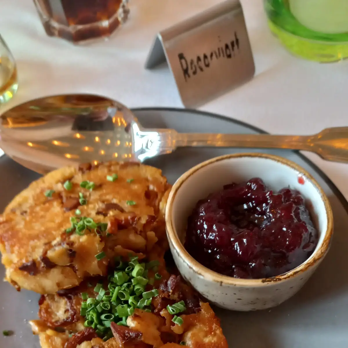 Semmeltaler Mit Preiselbeeren