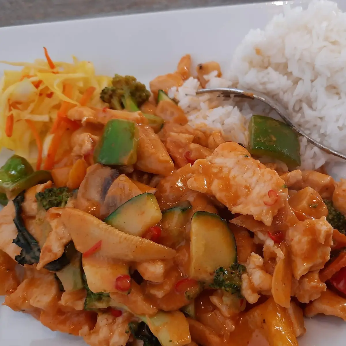 Rotes Thai-curry Huhn