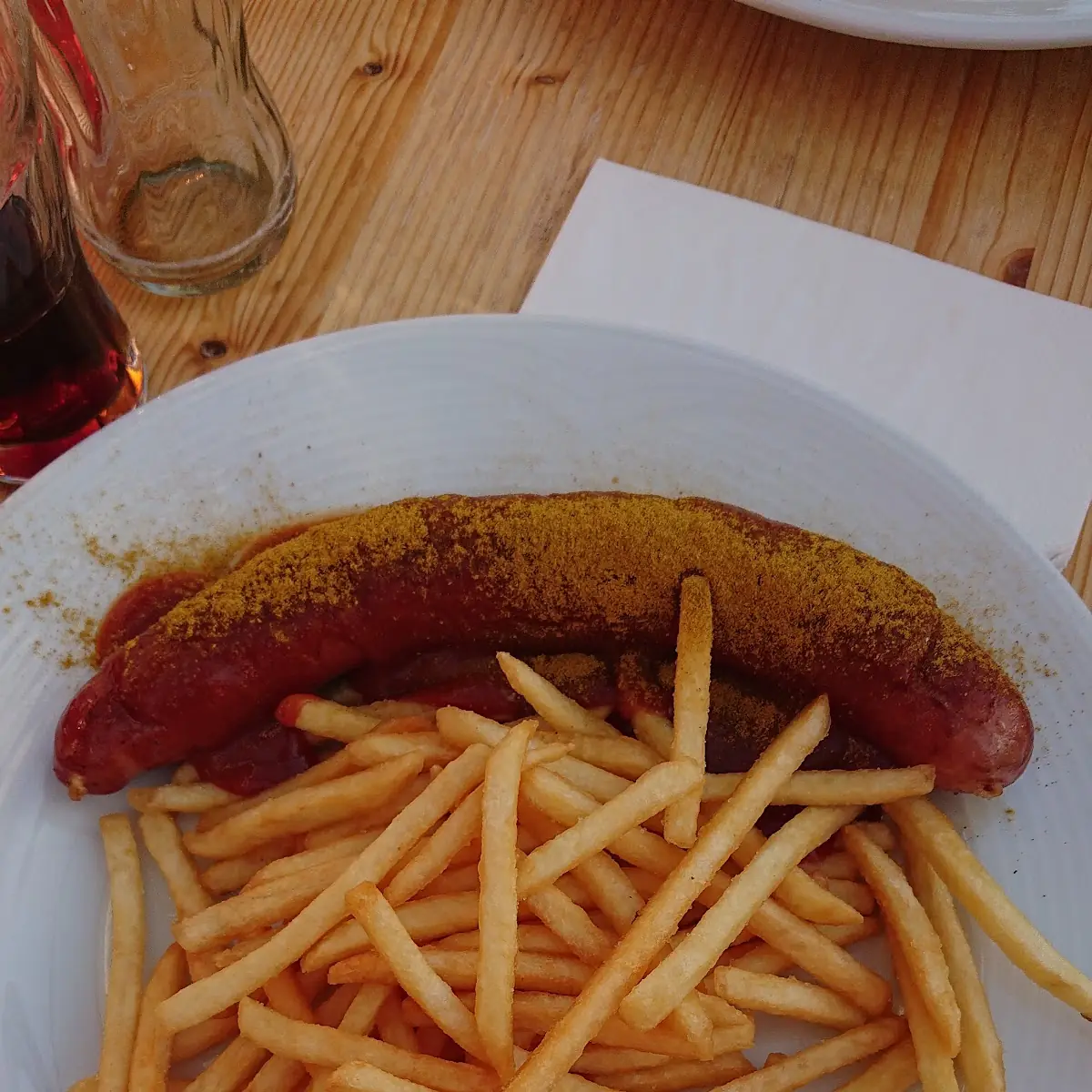 Currywurst Mit Pommes Frittes