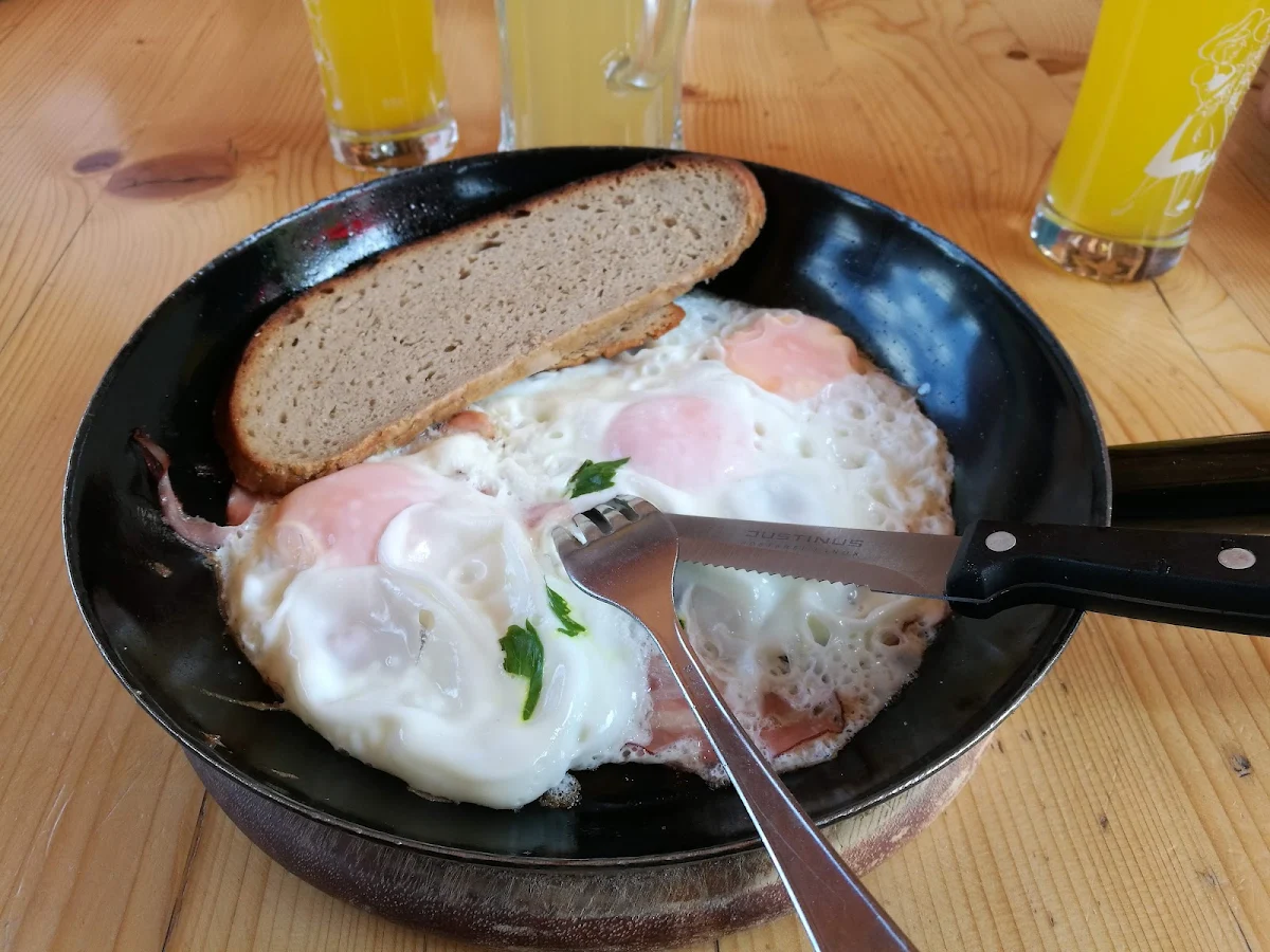 Bratkartoffeln Mit Spiegelei