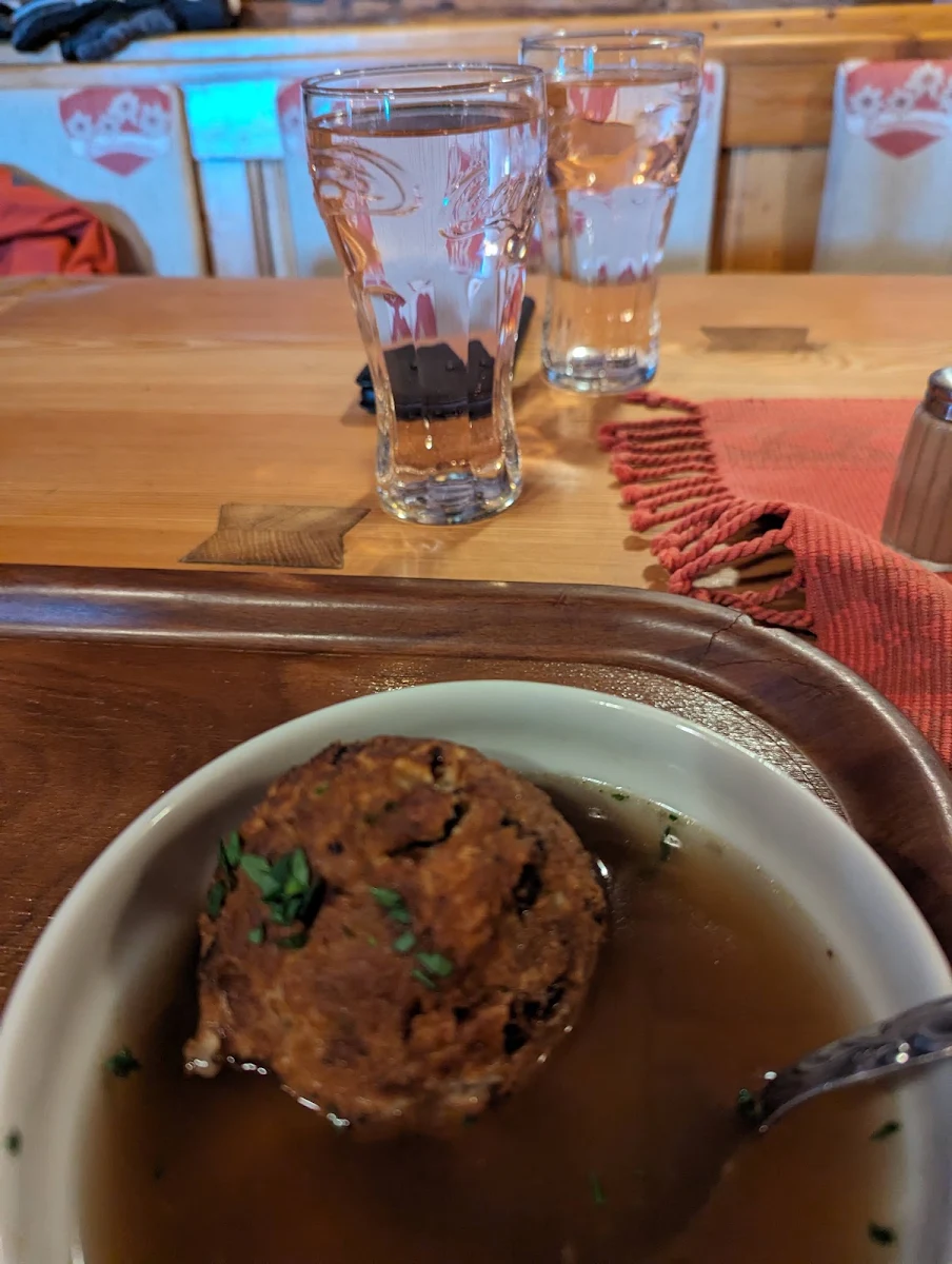 Speckknödelsuppe