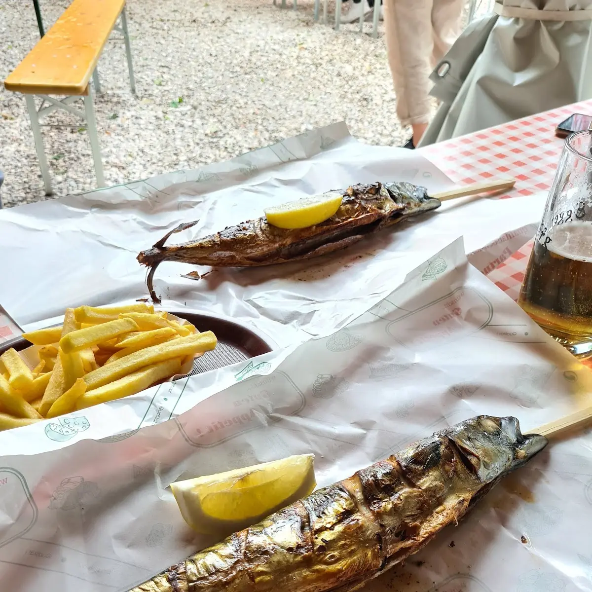Grilovaná Makrela A Hranolky