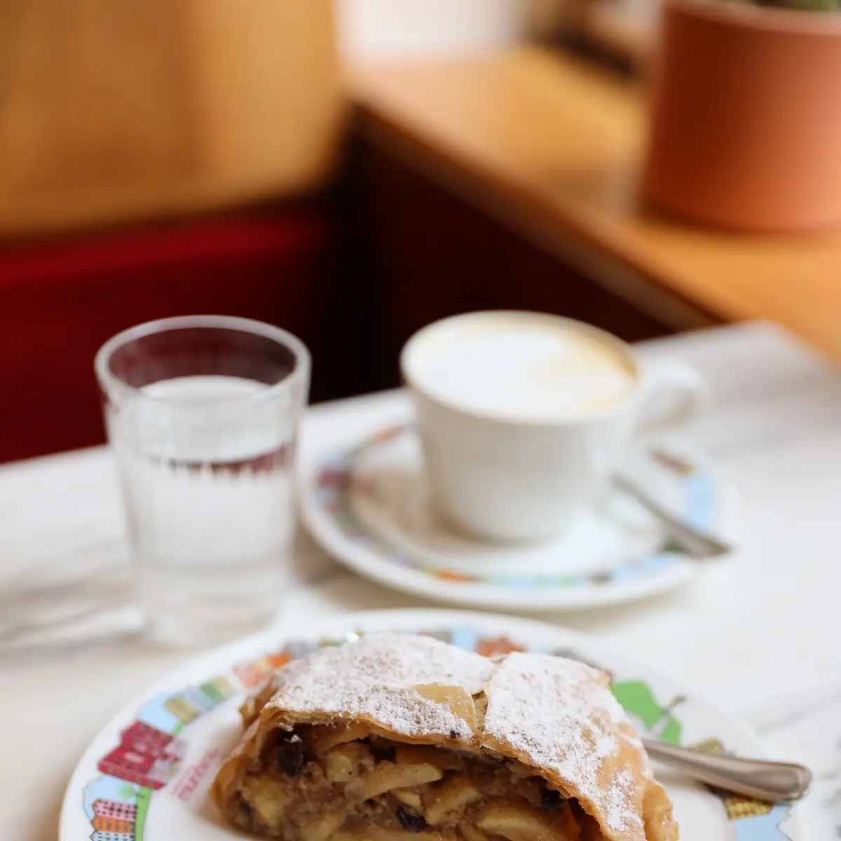 Apfelstrudel