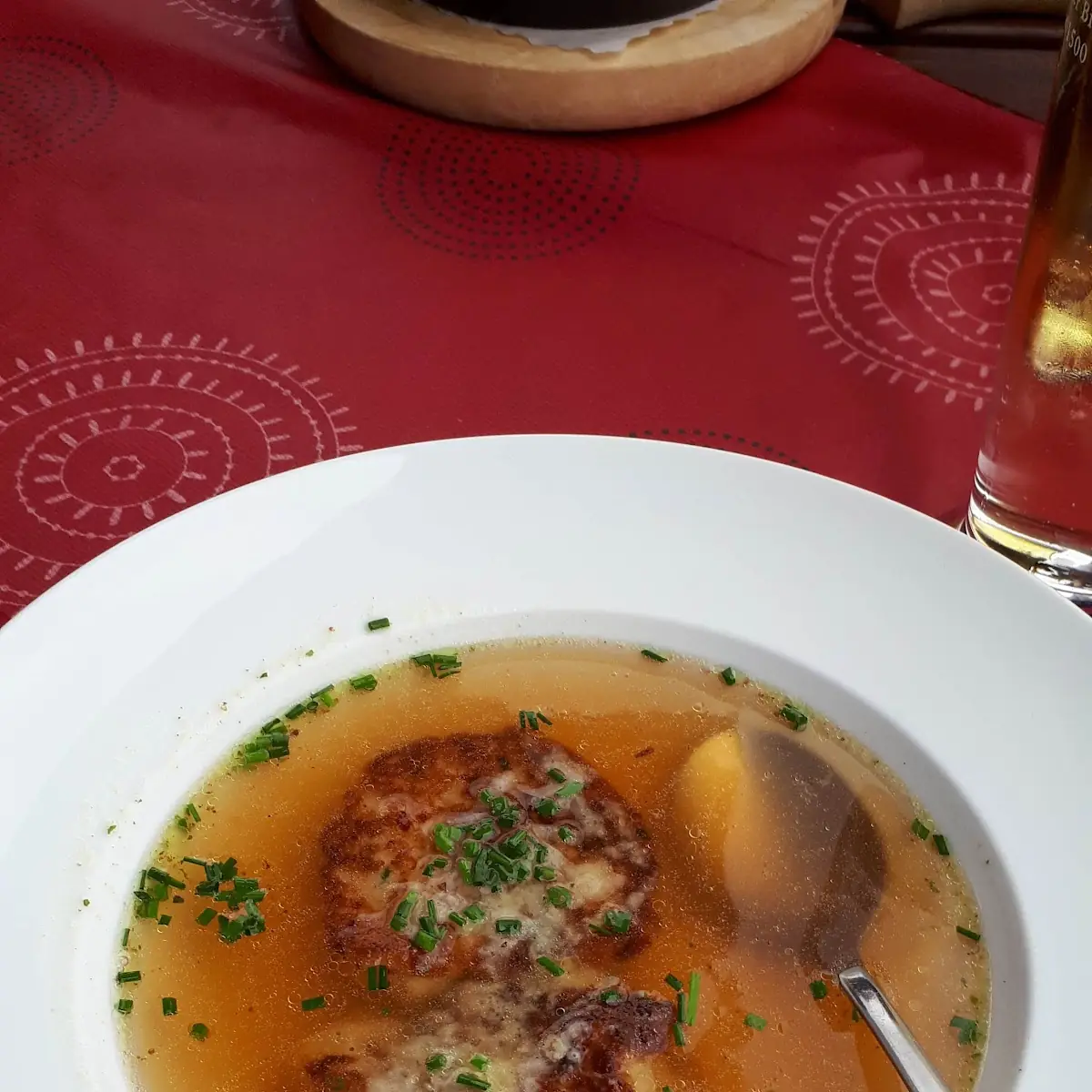 Speckknödelsuppe