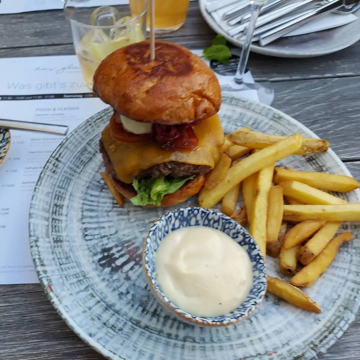 Cheeseburger