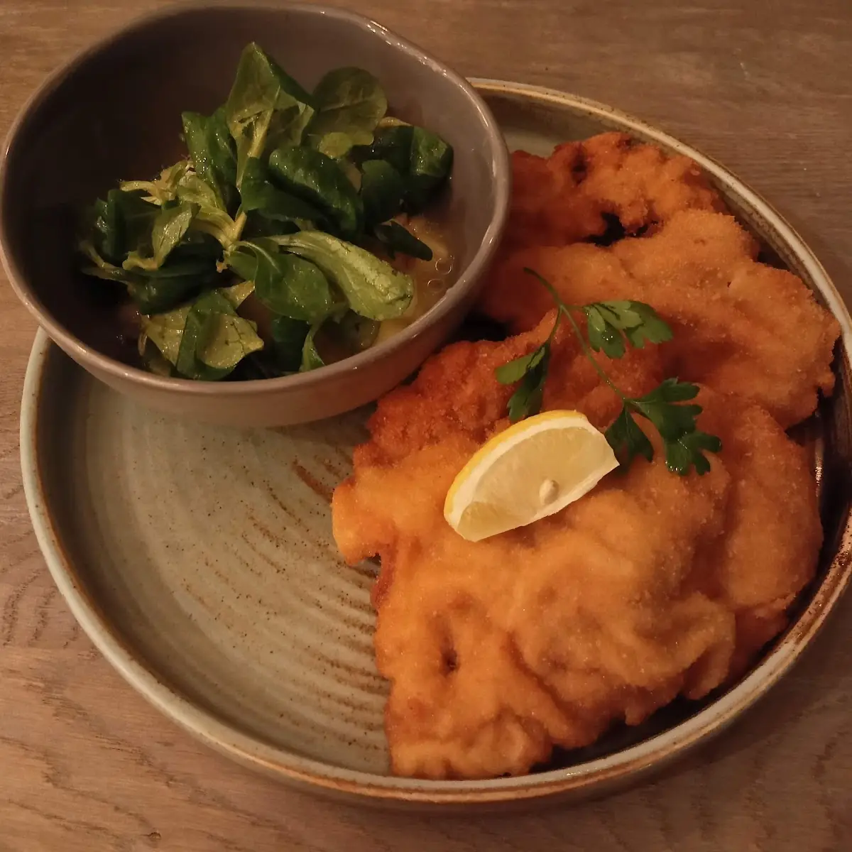 Wiener Schnitzel Mit Vogerlsalat
