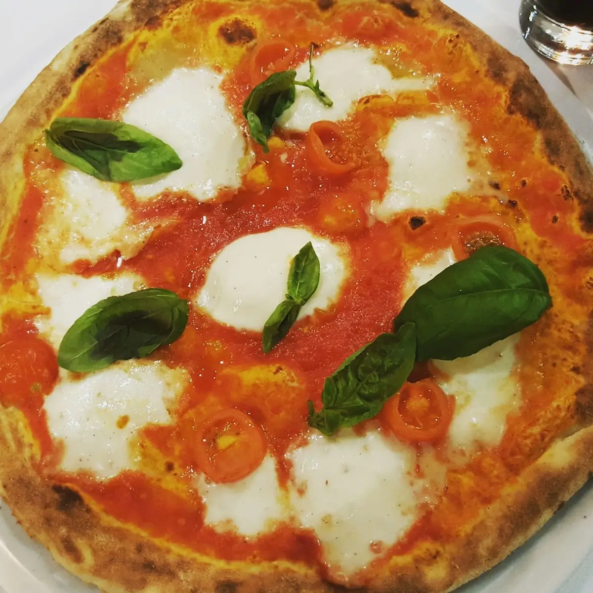 Pizza Caprese