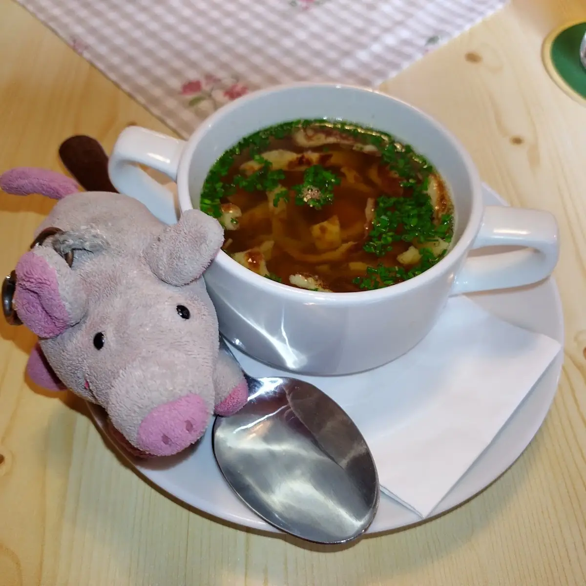 Schwein Mit Fridattensuppe