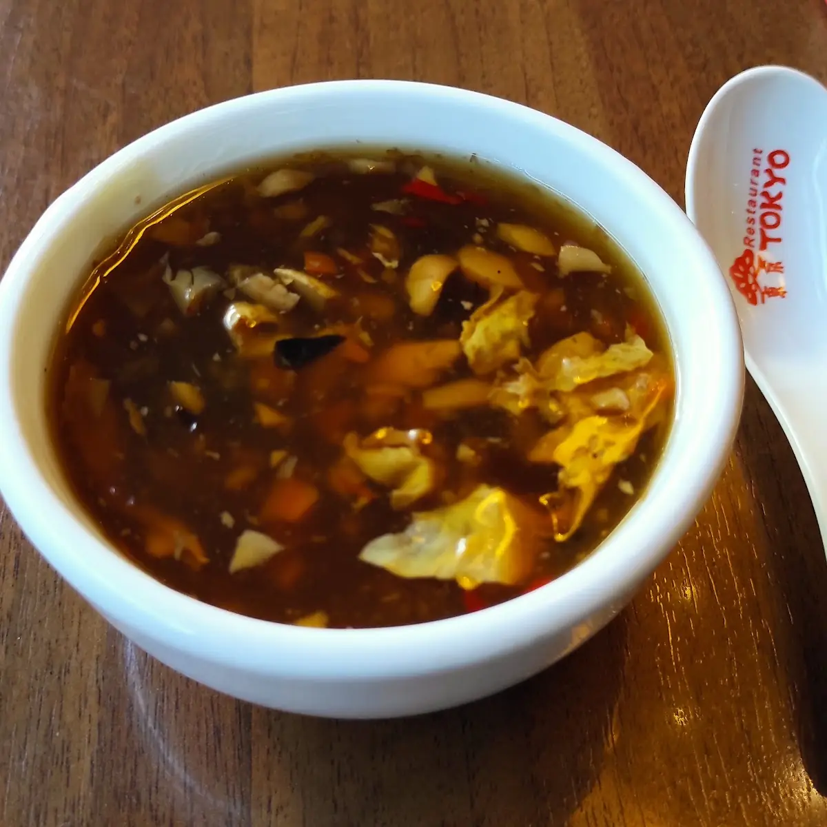 Pikant Säuerliche Suppe