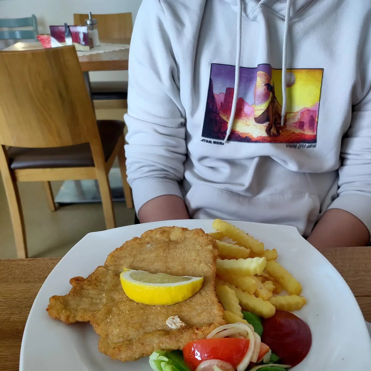 Schnitzel Mit Pommes