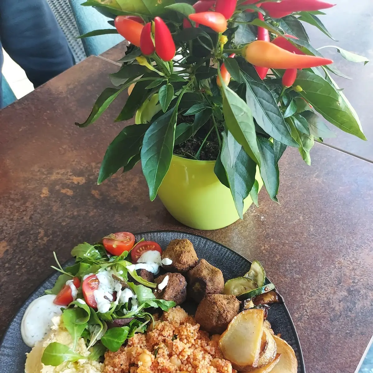 Hausgemachte Falafel Mit Couscous