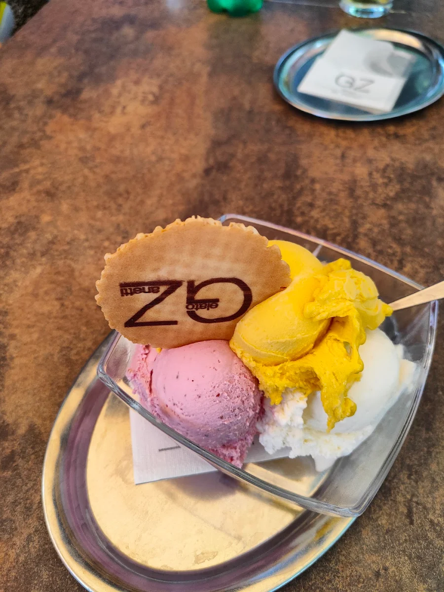 Gemischtes Eis