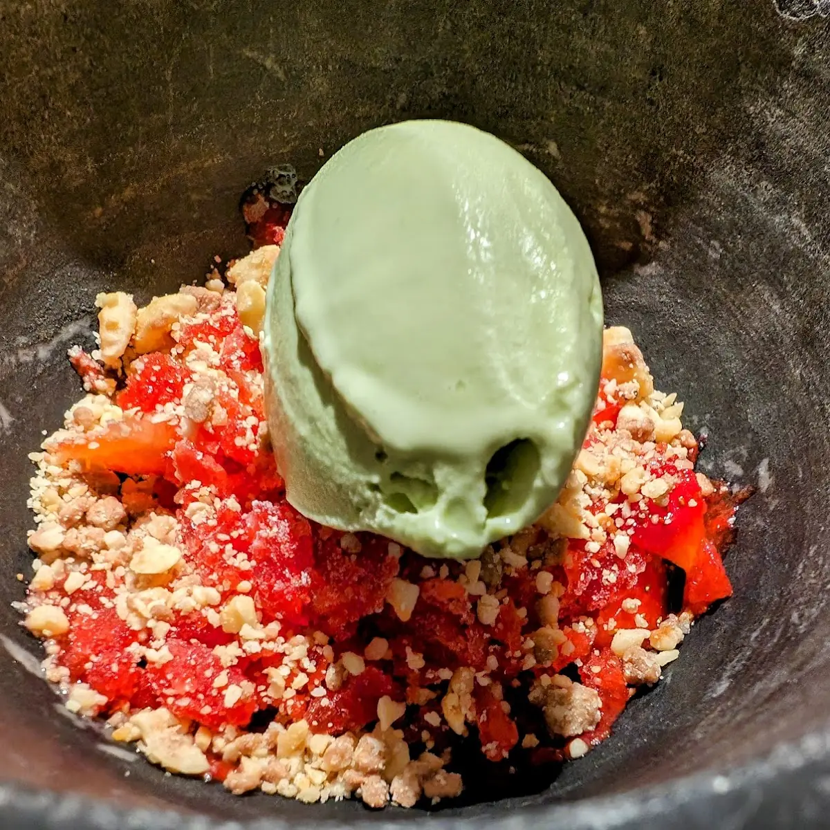 Erdbeercrumble Mit Sauerampfereis