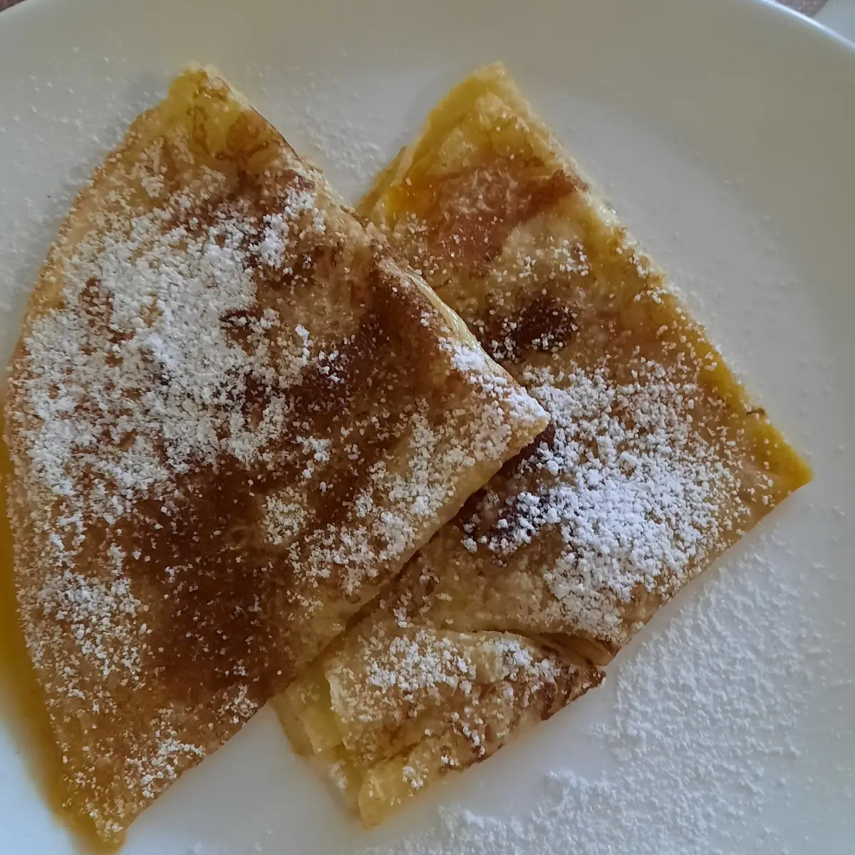 Palatschinken Mit Marillenmarmelade