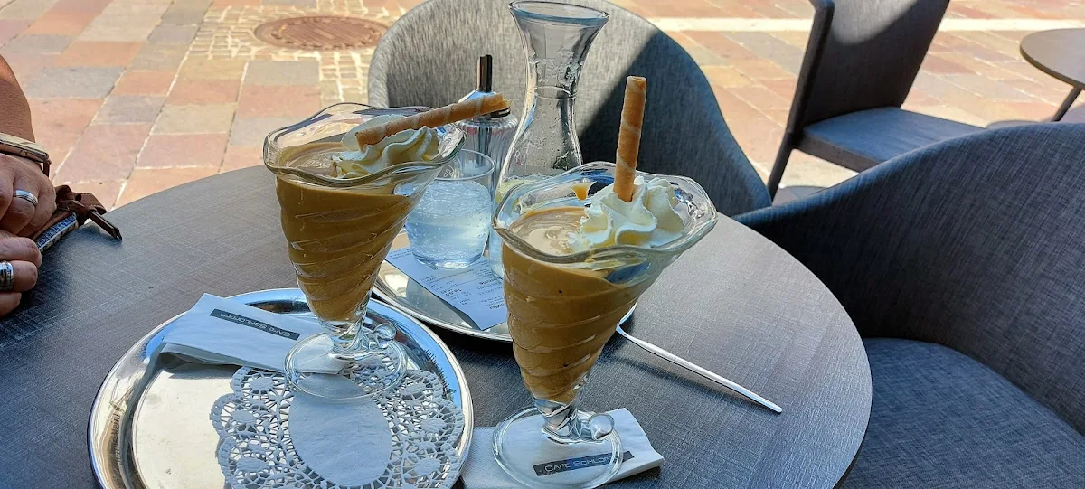 Gerührter Eiscafe