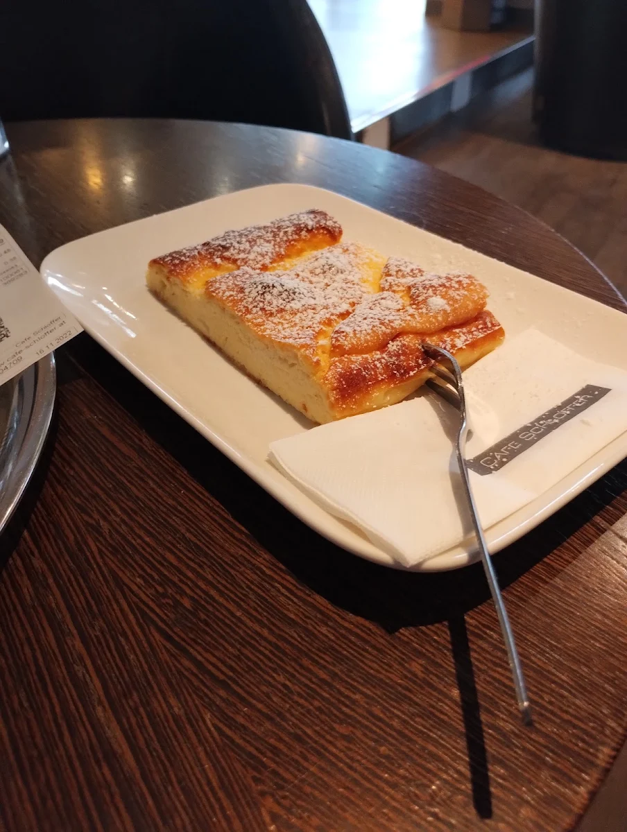 Topfenstrudel