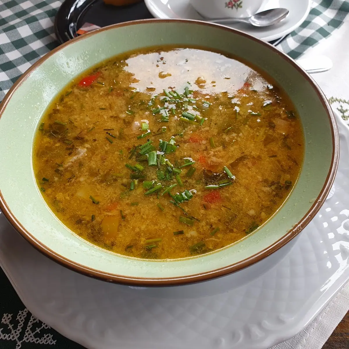 Fleischsuppe