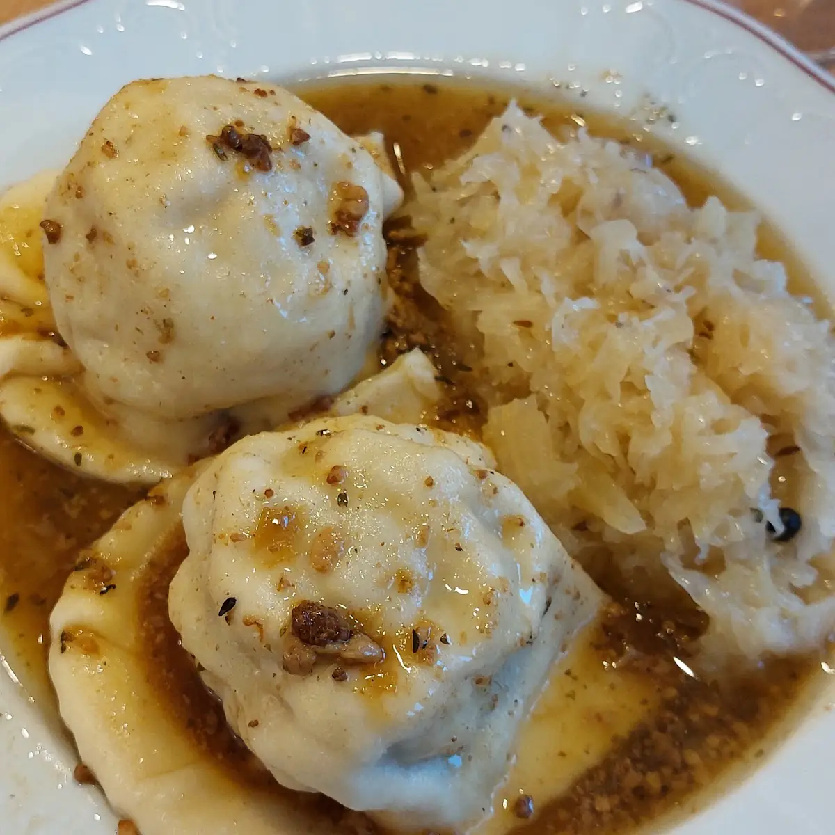 Mit Sauerkraut