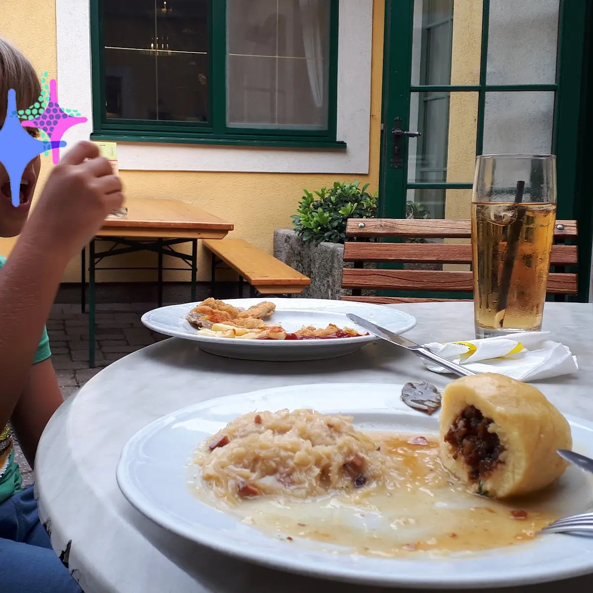Grammelknödel Mit Sauerkraut