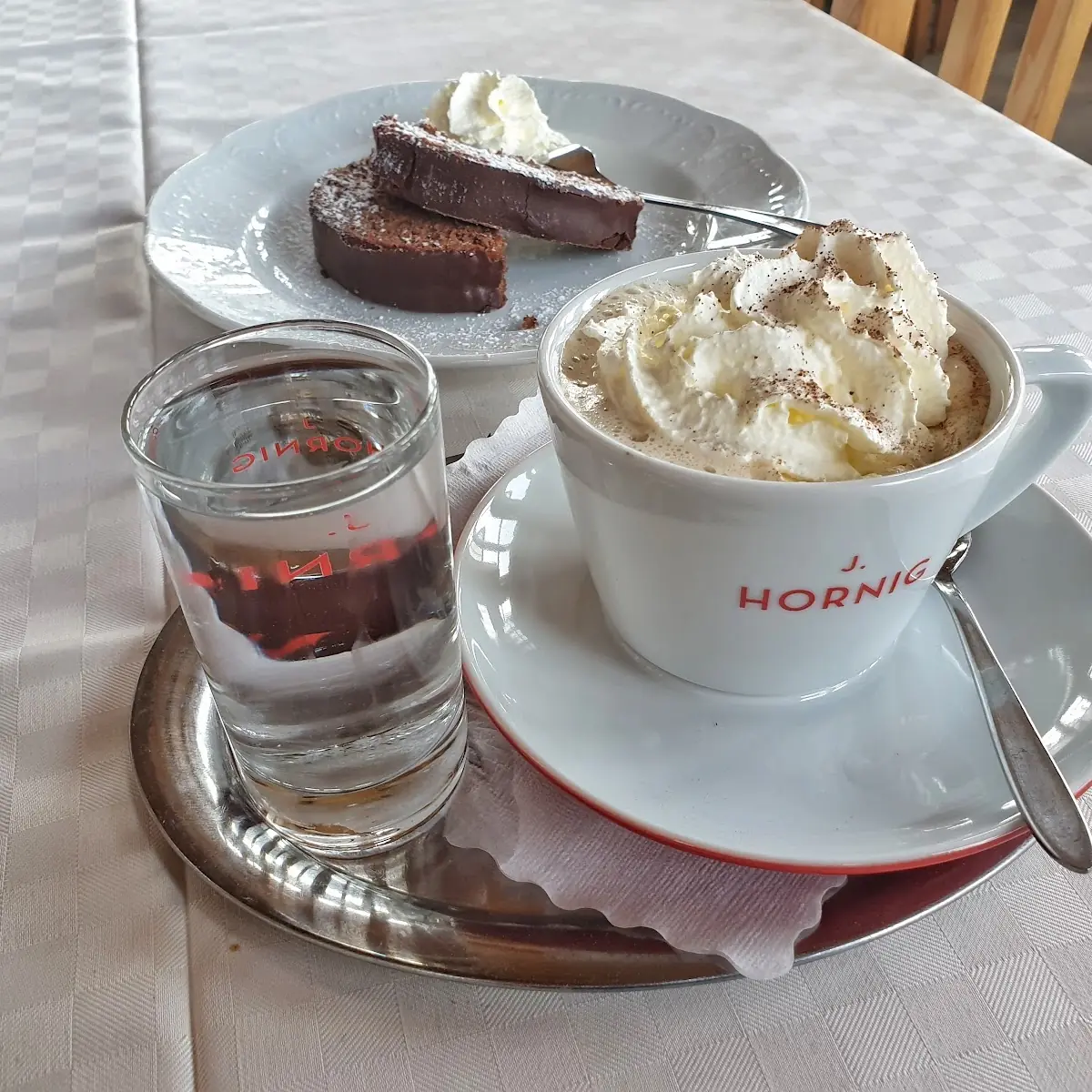 Cappuccino Mit Rehrücken