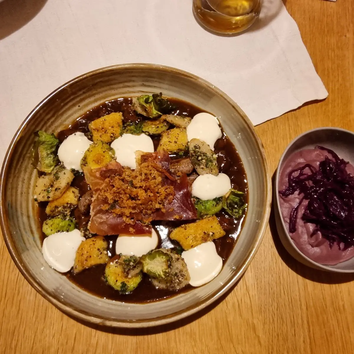Spanferkel Mit Rotkraut Der Besonderen Art