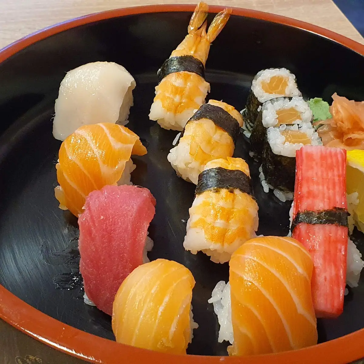 Akafuk Sushi Set