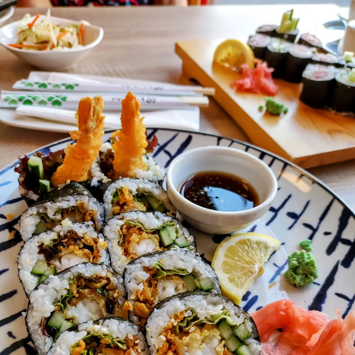 Futo Maki (10 Stück)