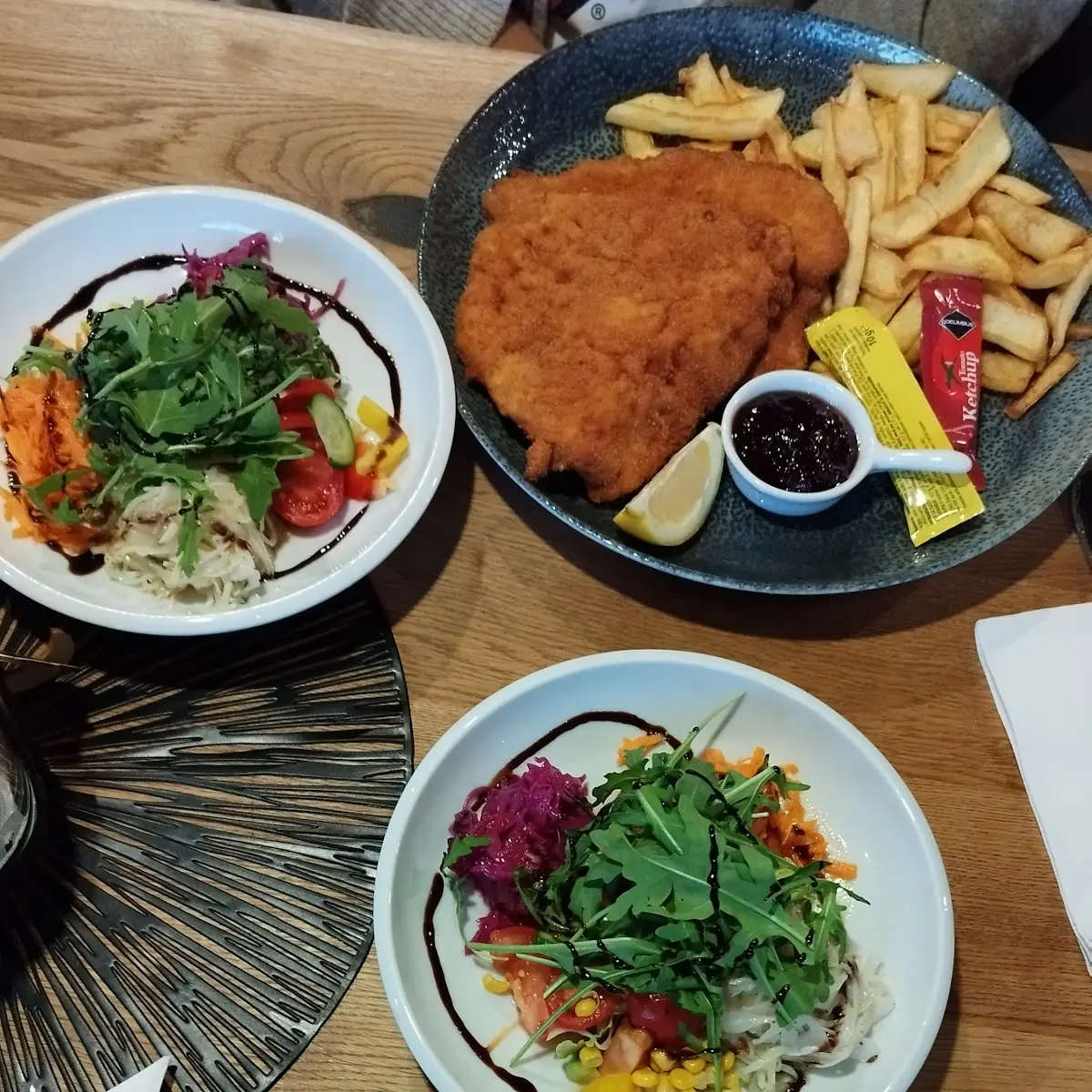 Snitel with Salad