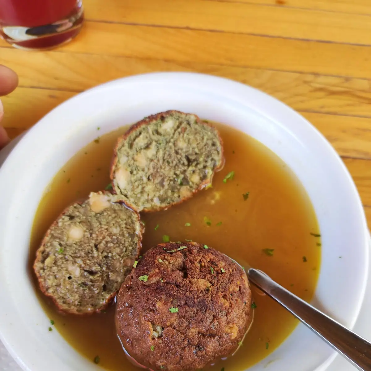 Leberknödelsuppe