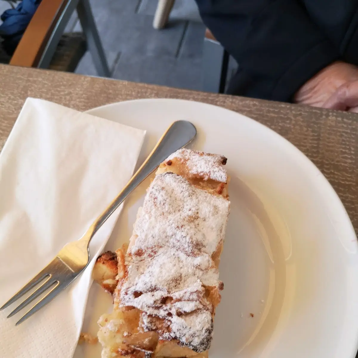 Apfelstrudel