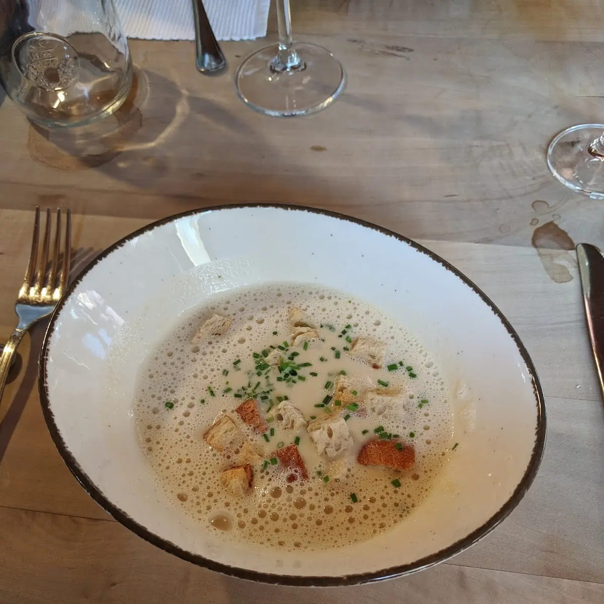 Knoblauchcremesuppe