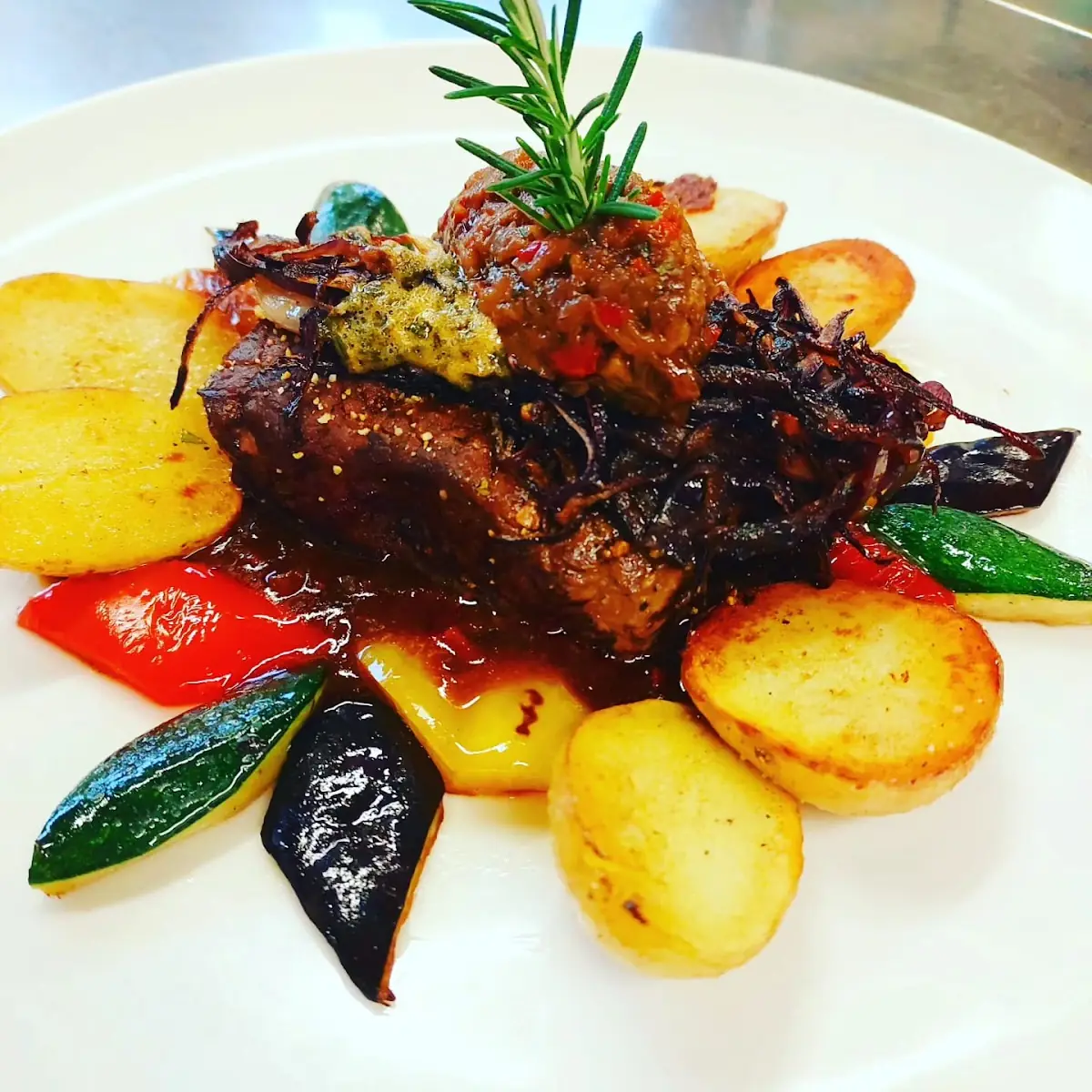 Rumpsteak Zwiebelsauce
