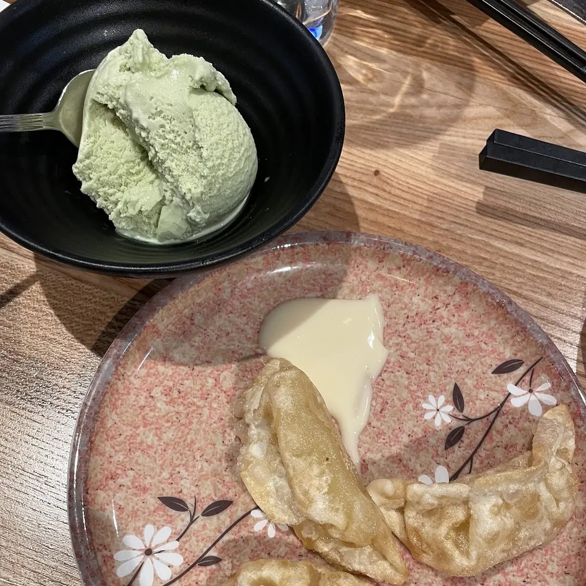 Gyoza Und Matcha Eis