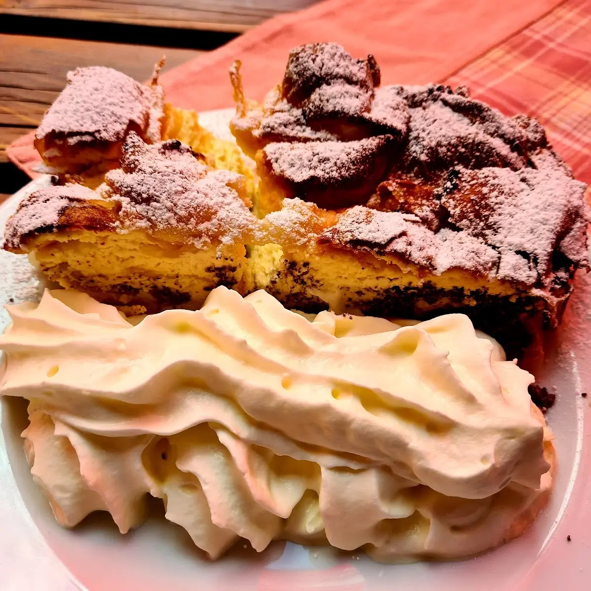 Mohntopfenstrudel
