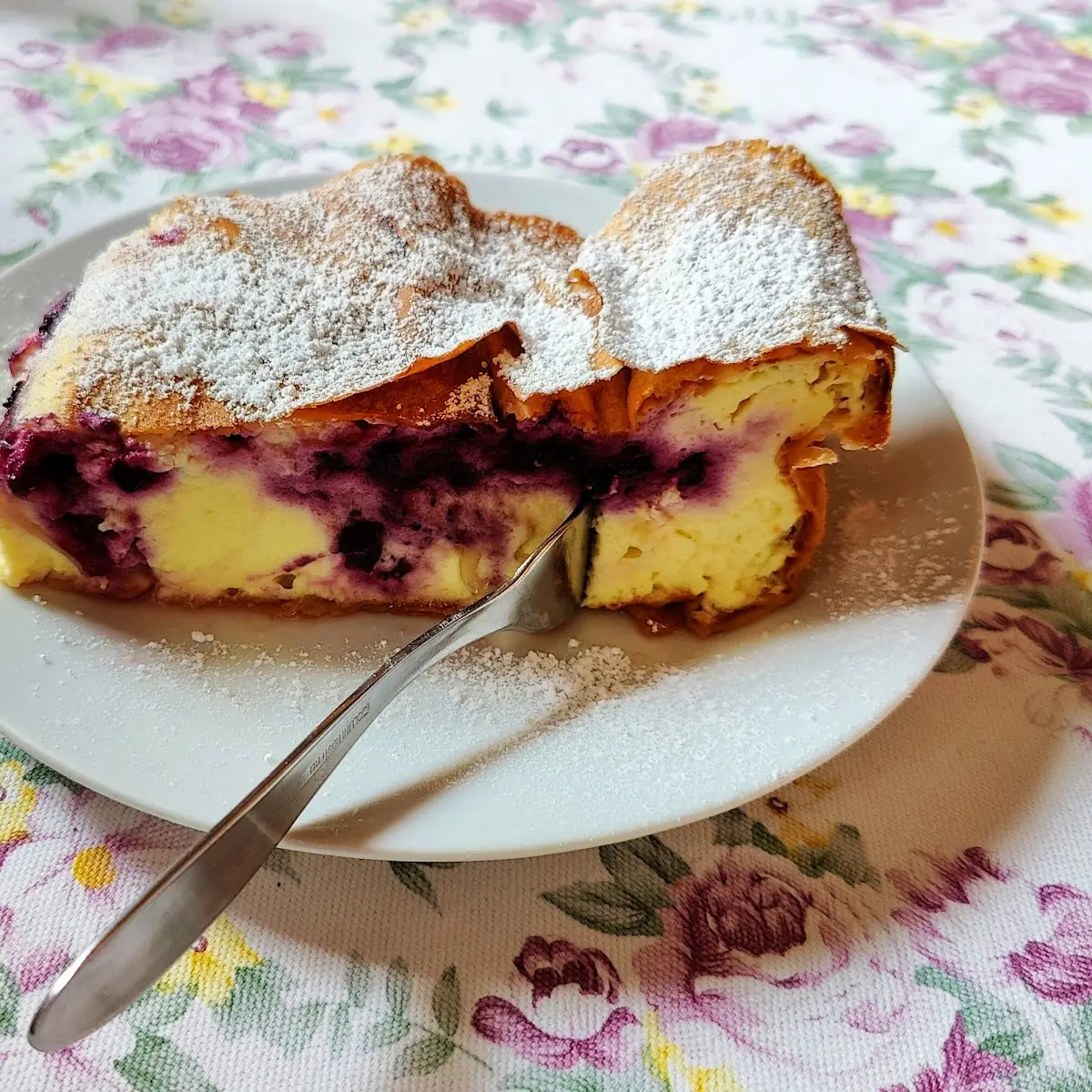 Topfen-heidelbeer Strudel