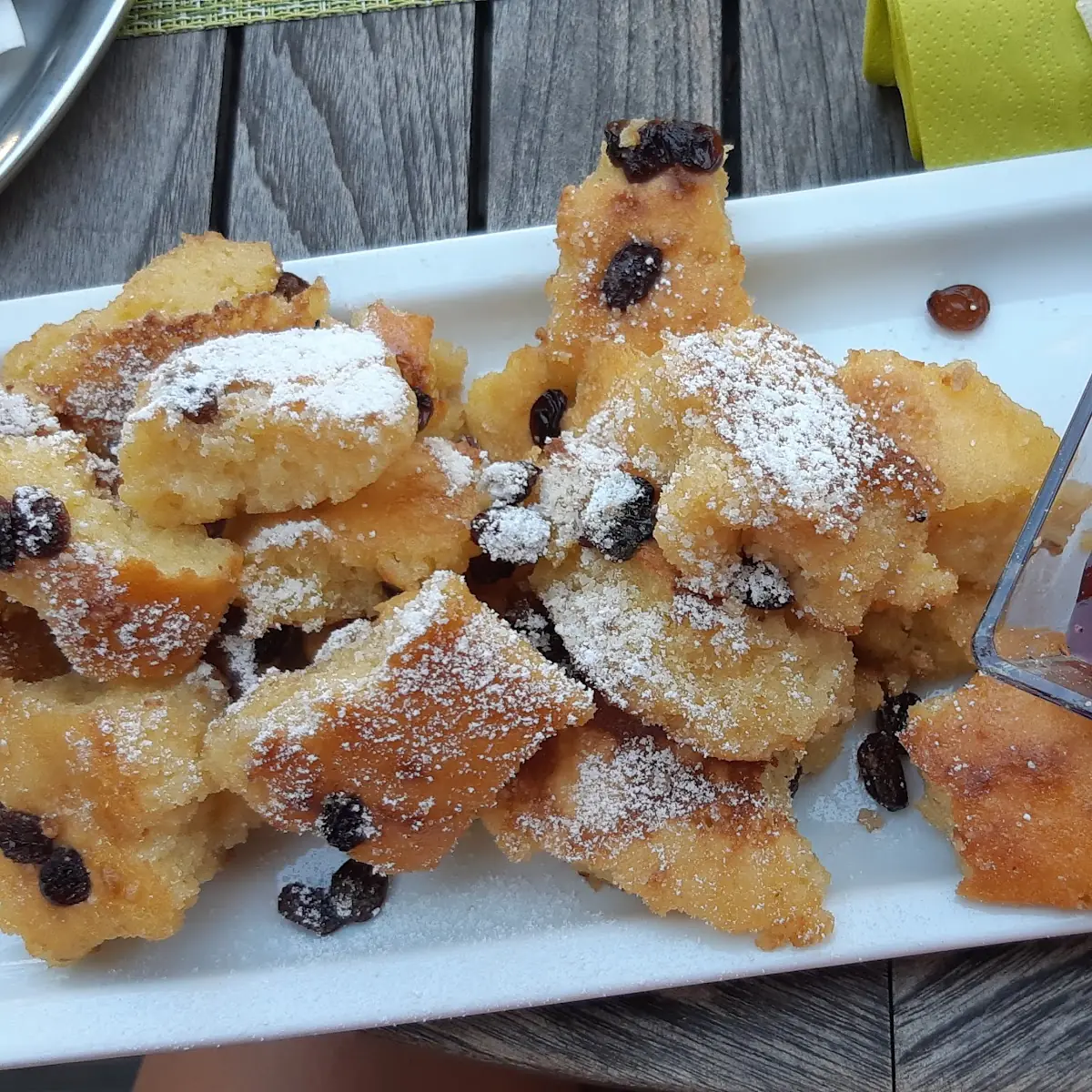 Kaiserschmarrn Mit Zwetschgenröster