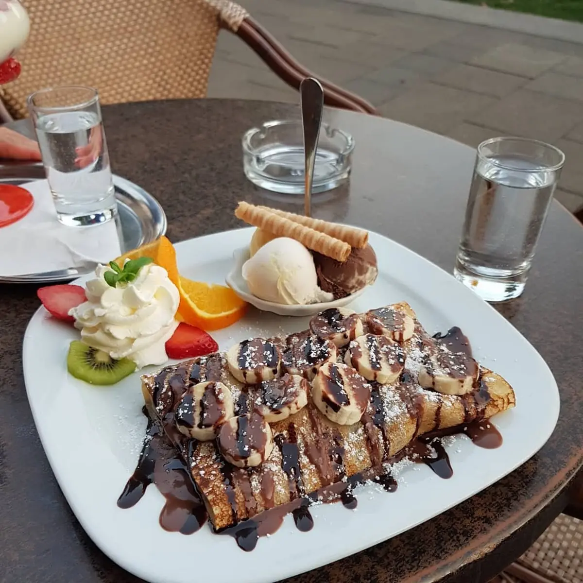 Snickers Crepes