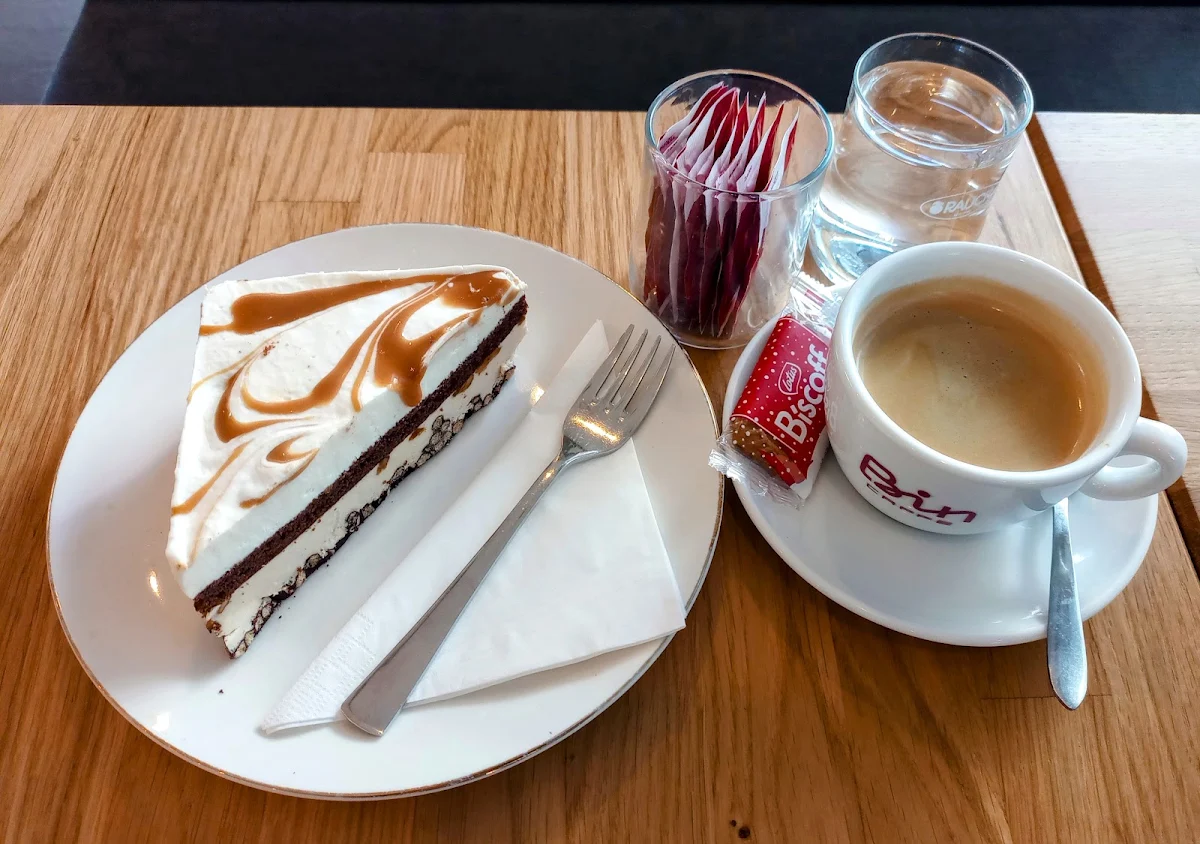Karamell - Krokant Torte