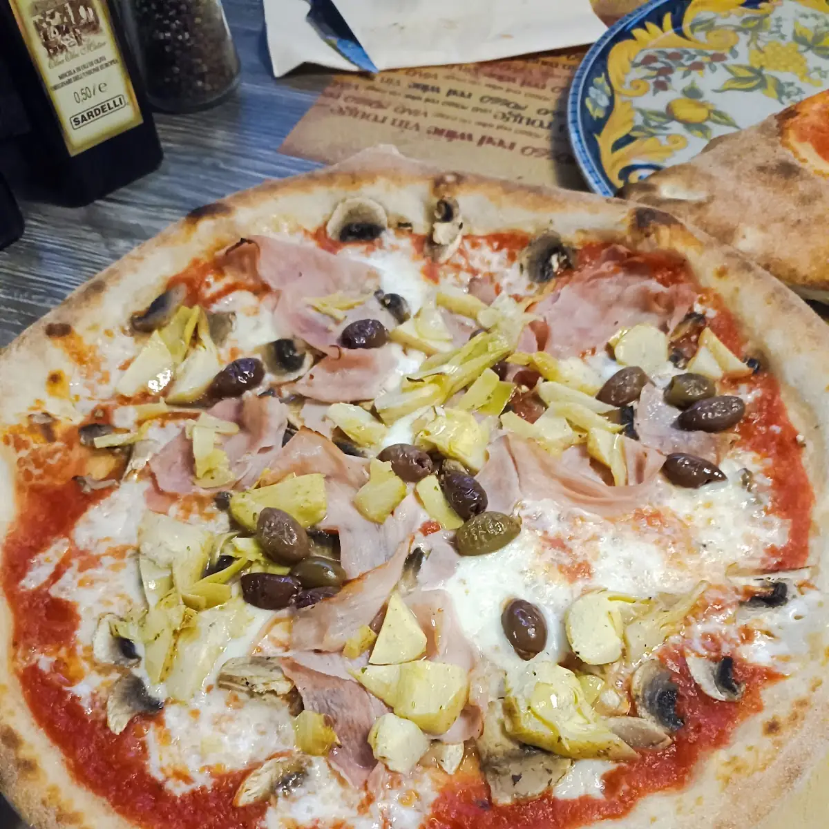 Pizza Capricciosa