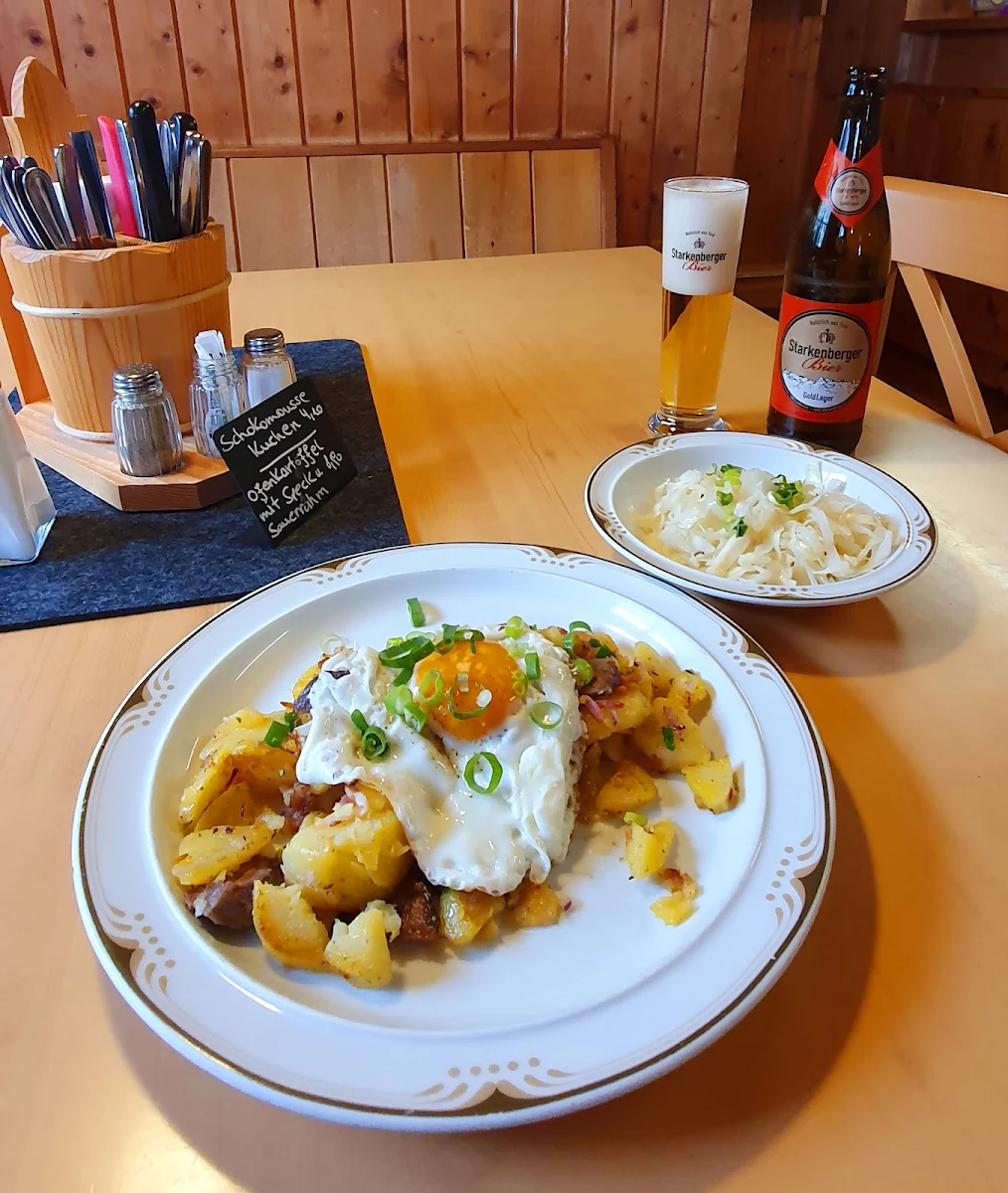 Eine Art Bauernfrühstück Mit Krautsalat