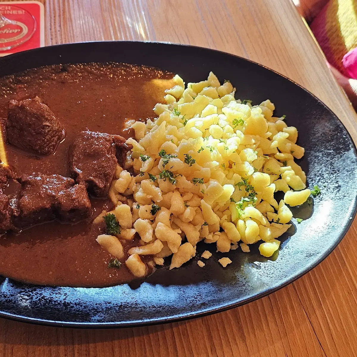 Gulasch Mit Spätzle