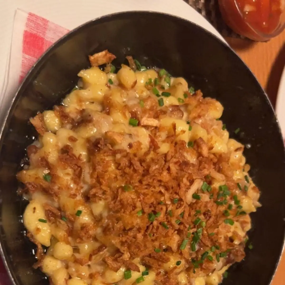 Käsespätzle- Macaroni With Cheese And Crispy Onion
