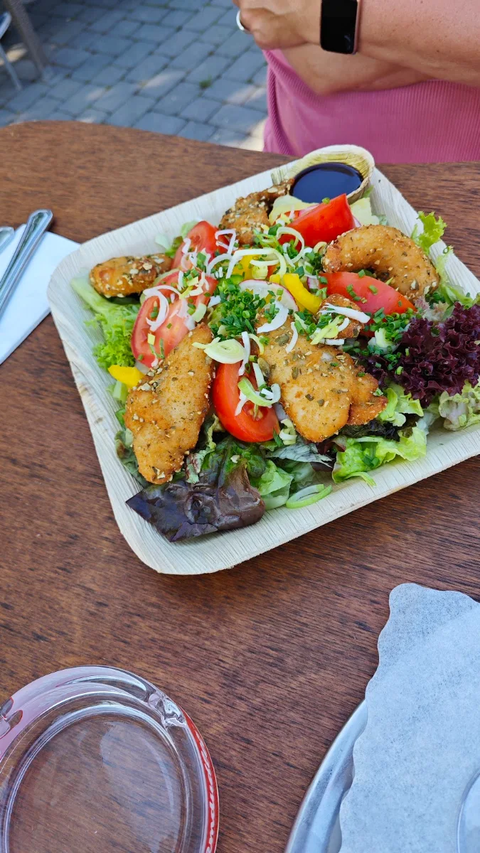 Backhendelsalat