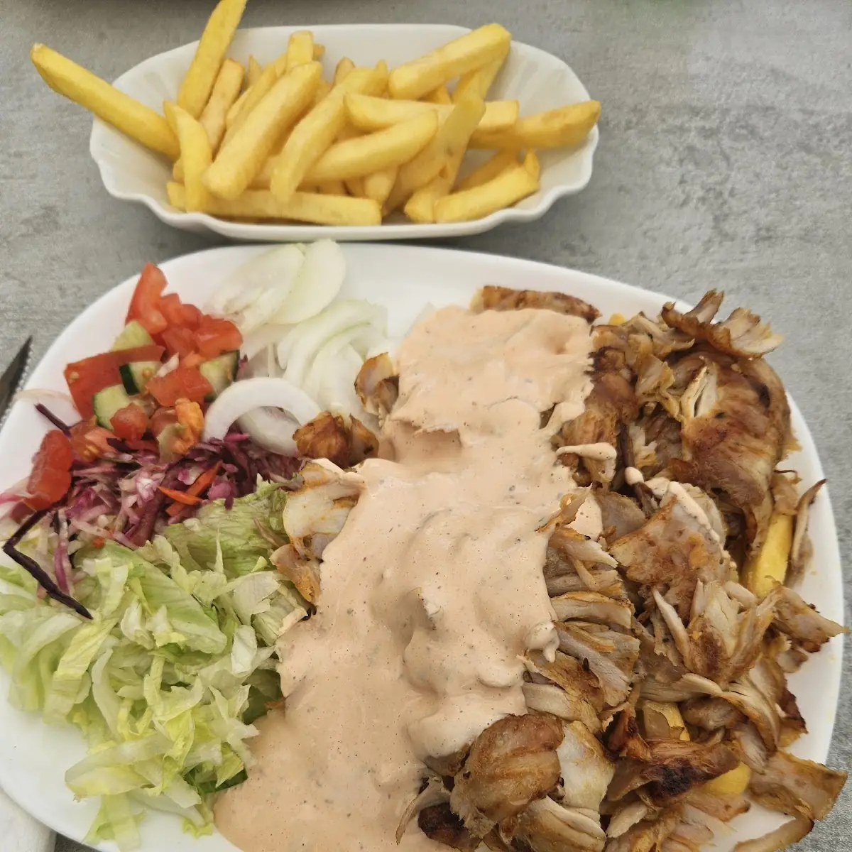 Salatpizza Kebap