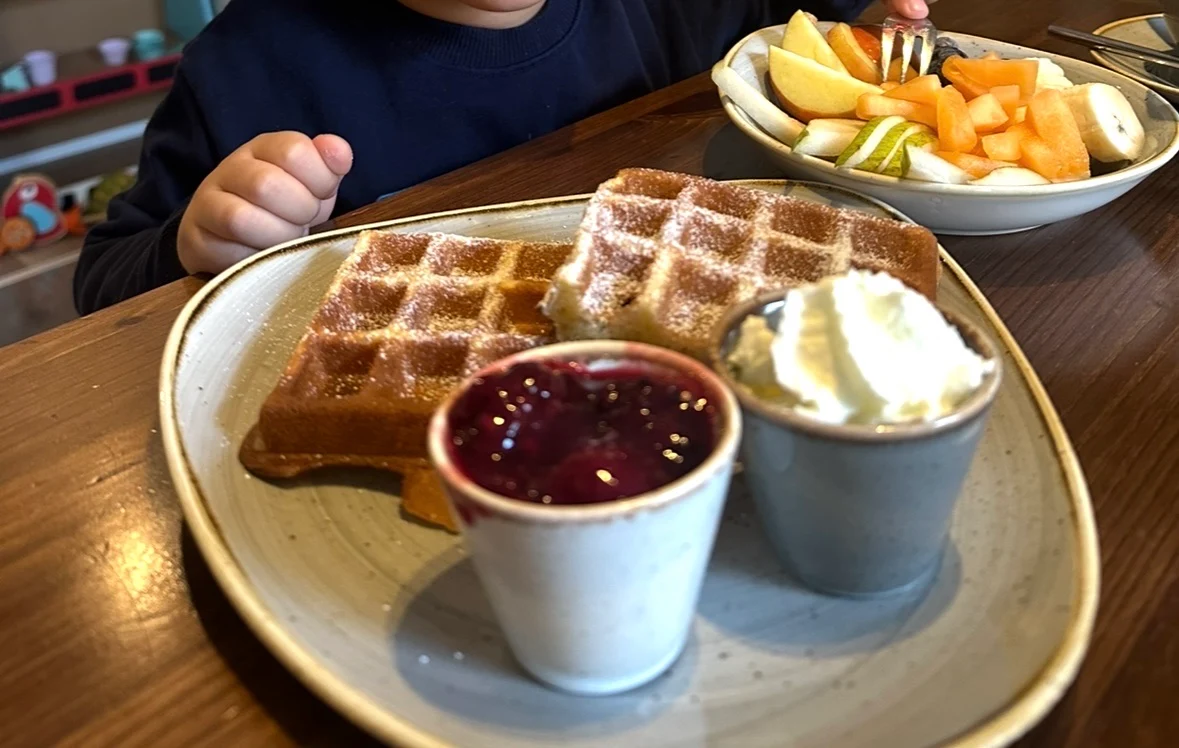 Waffles with Fruits