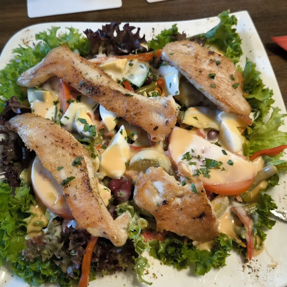 Putenstreifen Auf Salat