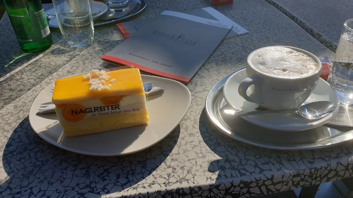 Topfenschnitte Mit Marille